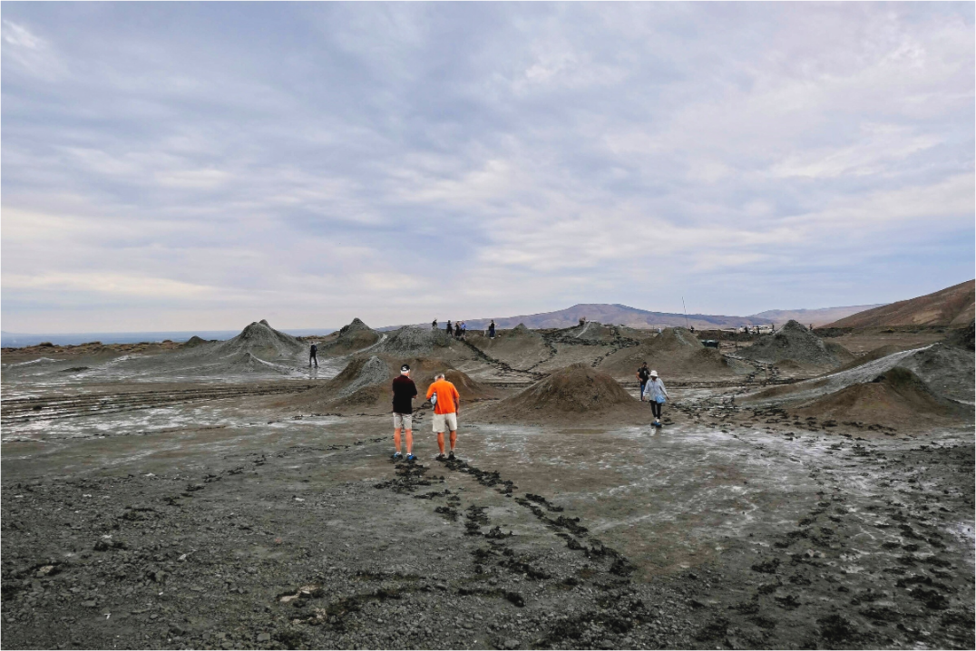 Main image Mud Volcanoes, Gobustan